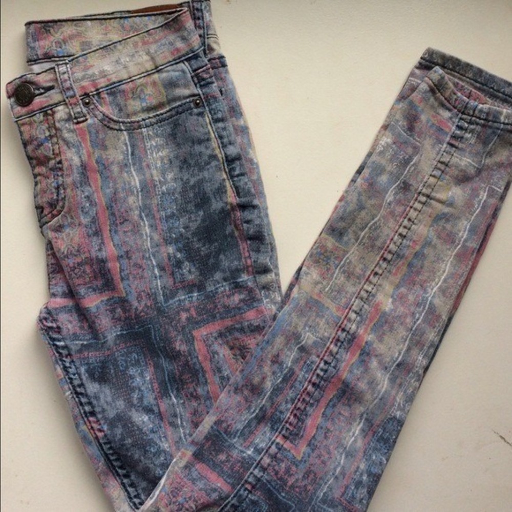 Urban Outfitters BDG Patterned Jeans Womens 26 Mid Rise Twig Skinny